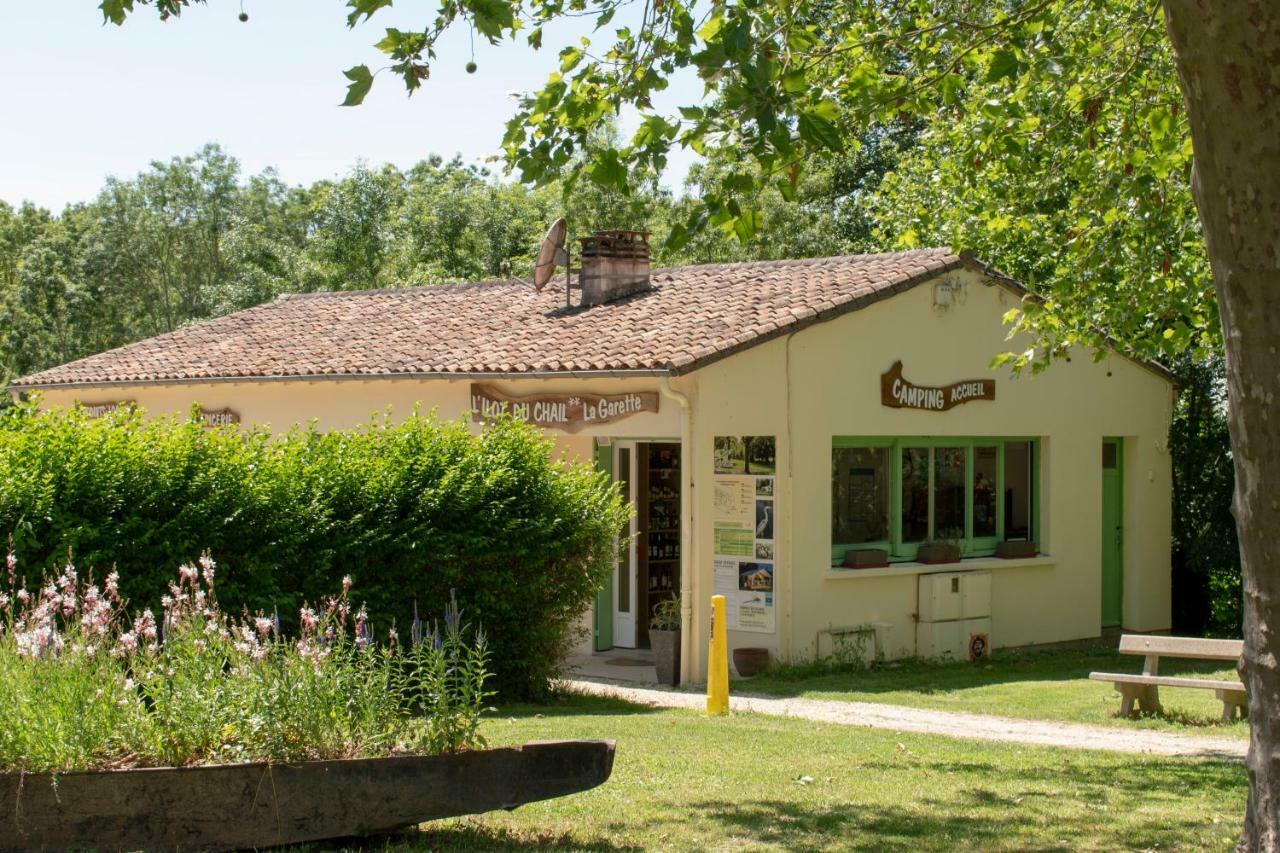Camping L'Ilot Du Chail Sansais Exterior foto